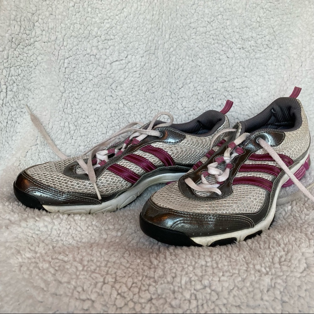 Adidas tennis shoes